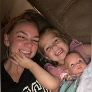 Meet your Posher, Lauralee